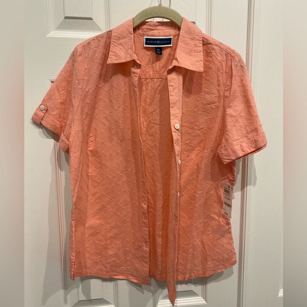 Karen Scott petite medium eyelet top peachy pink color